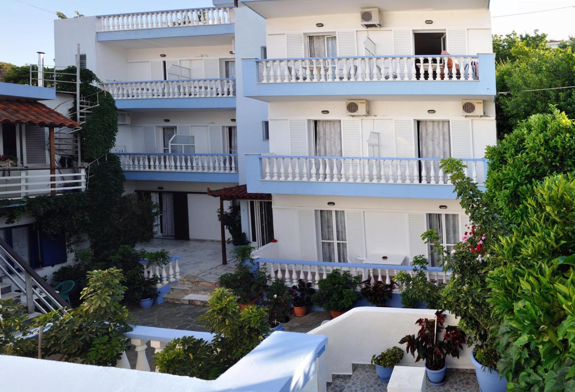 Ilias Studios - Rooms Patitírion Zewnętrze zdjęcie